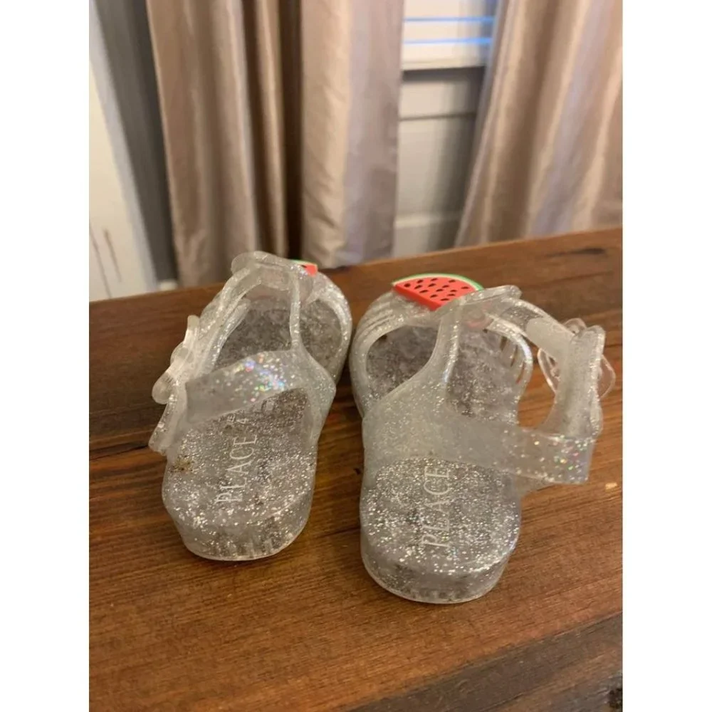 The Children’s Place little girl sandals, like new, watermelon, size 4